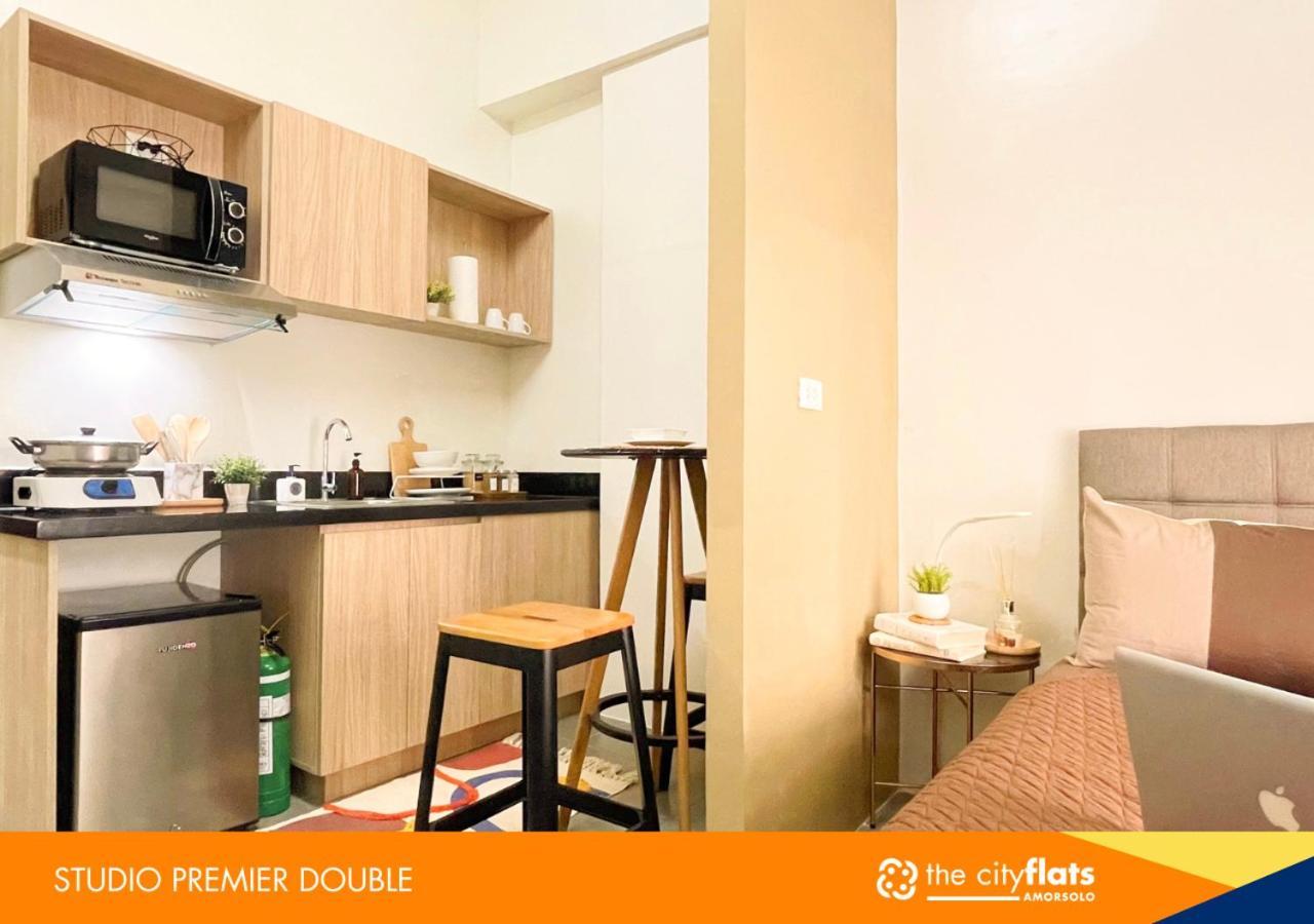 The City Flats Amorsolo Makati City Exteriér fotografie